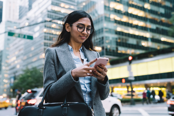 Contact-Us-Rick-Wolfe-Vista-Eyes-Elsternwick